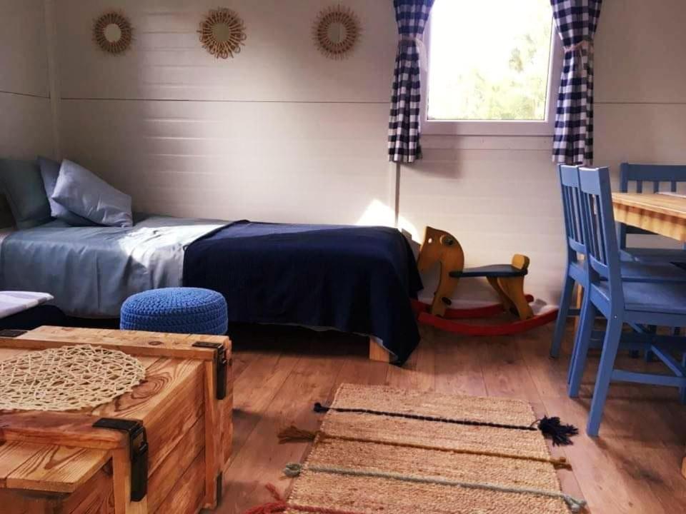 Miodowy Zakatek Caloroczne Domki I Pokoje Przy Suntago, Deepspot, Pyszne Sniadania, Grill, Ognisko Mszczonów Exterior foto