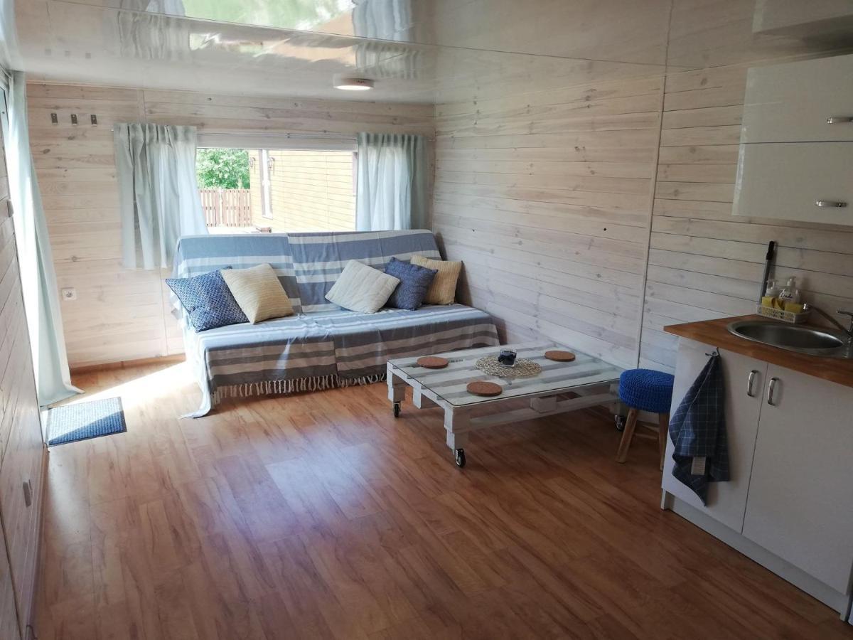 Miodowy Zakatek Caloroczne Domki I Pokoje Przy Suntago, Deepspot, Pyszne Sniadania, Grill, Ognisko Mszczonów Exterior foto
