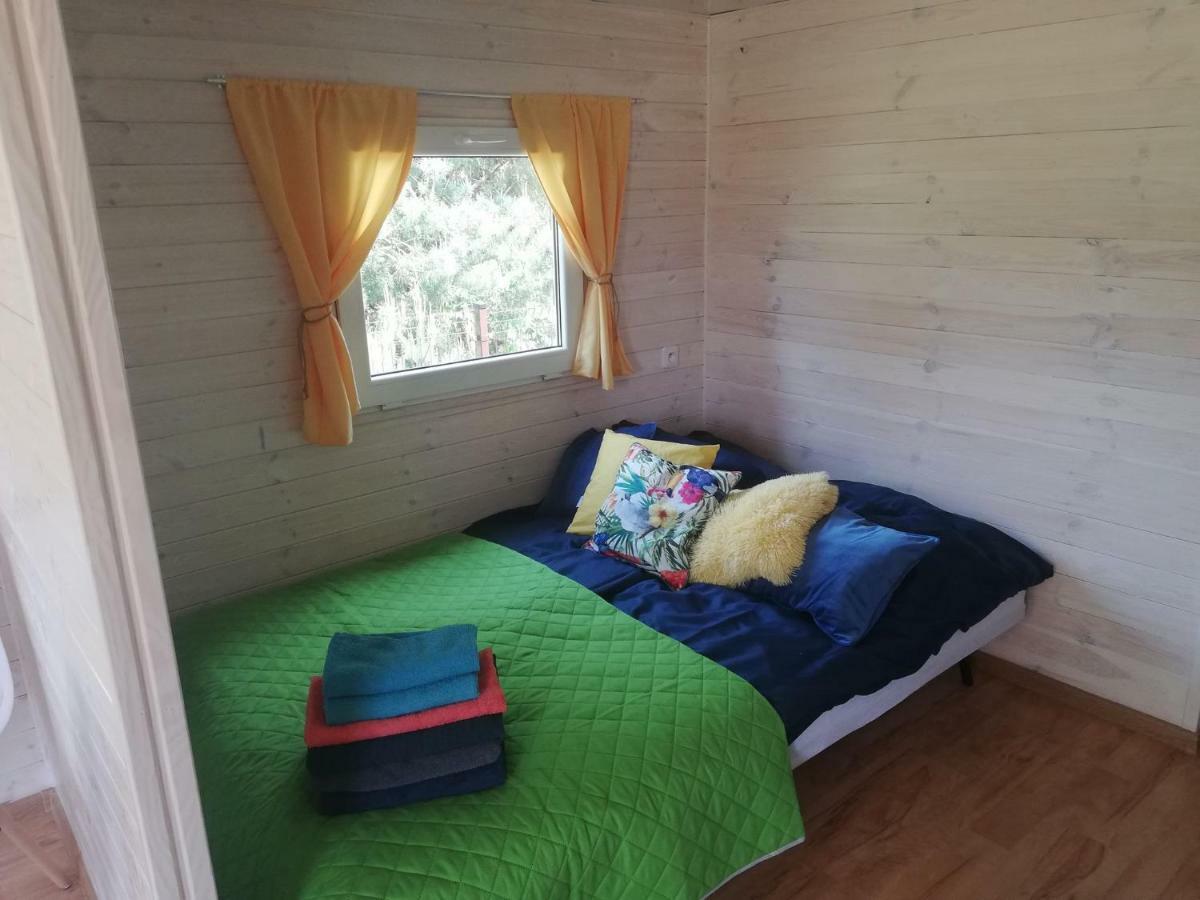 Miodowy Zakatek Caloroczne Domki I Pokoje Przy Suntago, Deepspot, Pyszne Sniadania, Grill, Ognisko Mszczonów Exterior foto